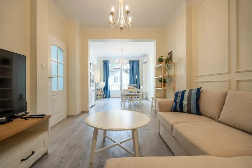 Stylish & Functional 1 BDRM apt in Sofia's heart - Image 1