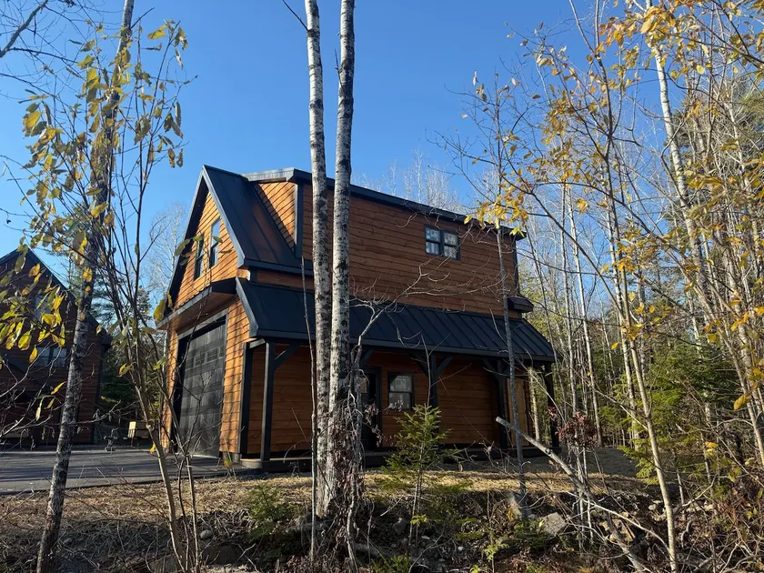 The Summit View Hideaway - Image 1