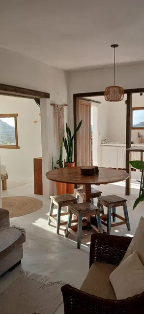 Casa Pateo – A Little Piece of Greece in Farol - Image 1