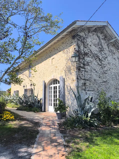 Cozy stone house. at Laëtitia’s - Image 1