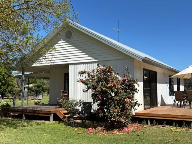 ”Maroondah Cottage” Free EV charging - Image 1