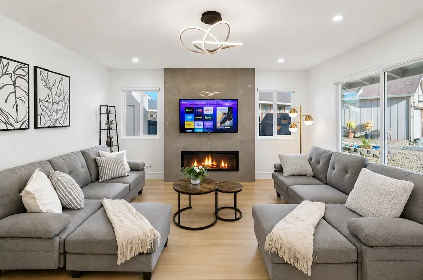 The Hearth House 4BR | Huge Backyard | Game Room - Image 1