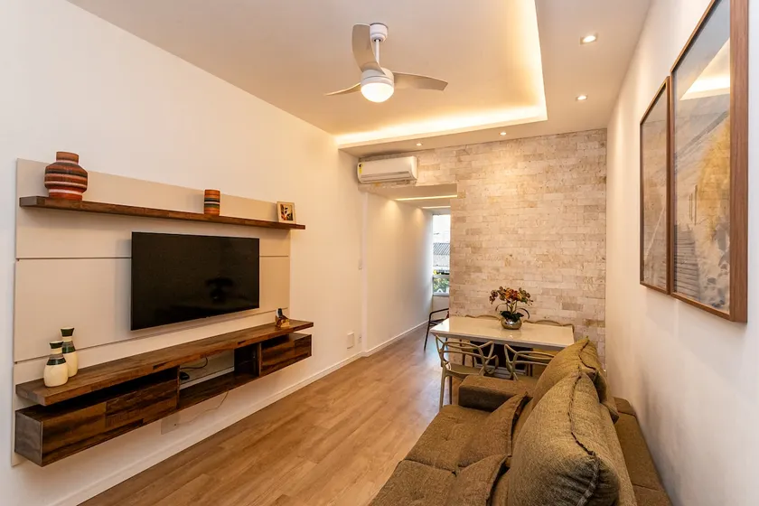 Beach + Subway a Few Steps Away • 3 Bedrooms with Air Conditioning - Image 1