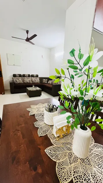 SkyView 2BHK Stay – Pallikaranai - Image 1