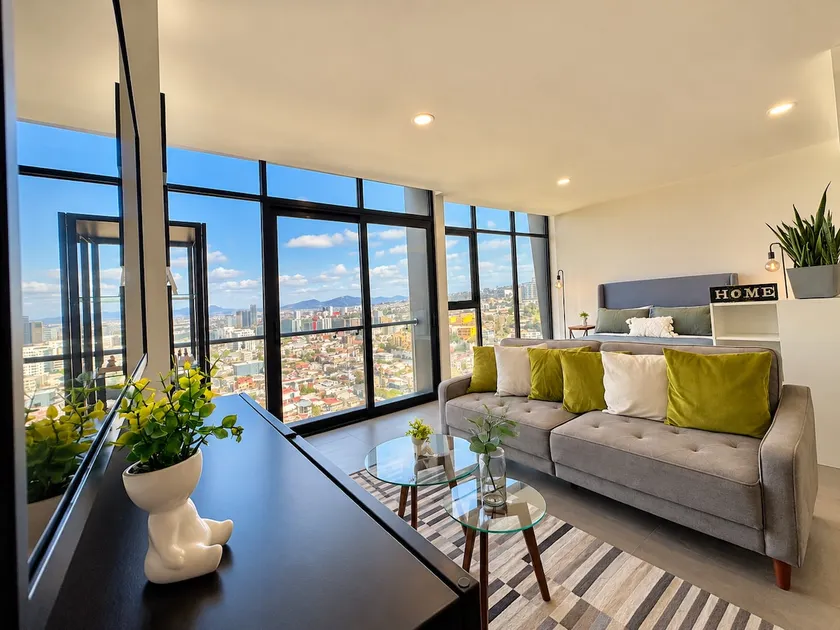 Boutique suite in a select location: close to everything - Image 1
