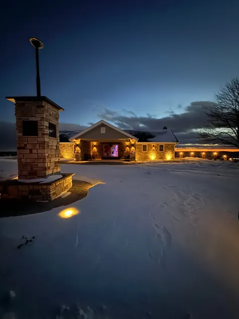 Hunting on 400 Acre Mountain Top Ranch with Views - Image 1