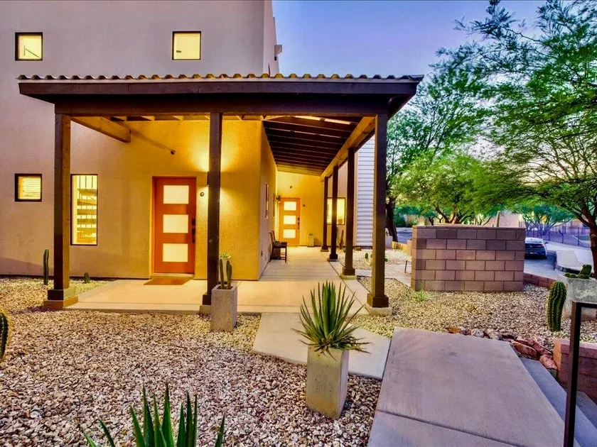 Peaceful 1BR Tree-Lined Modern Hideaway - Image 1