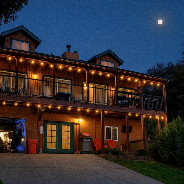 Sunset Suite - Yosemite/ Bass Lake - Image 1