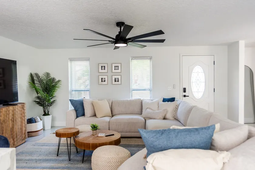 Beautiful Clearwater Home w/pool ! Prime location - Image 1