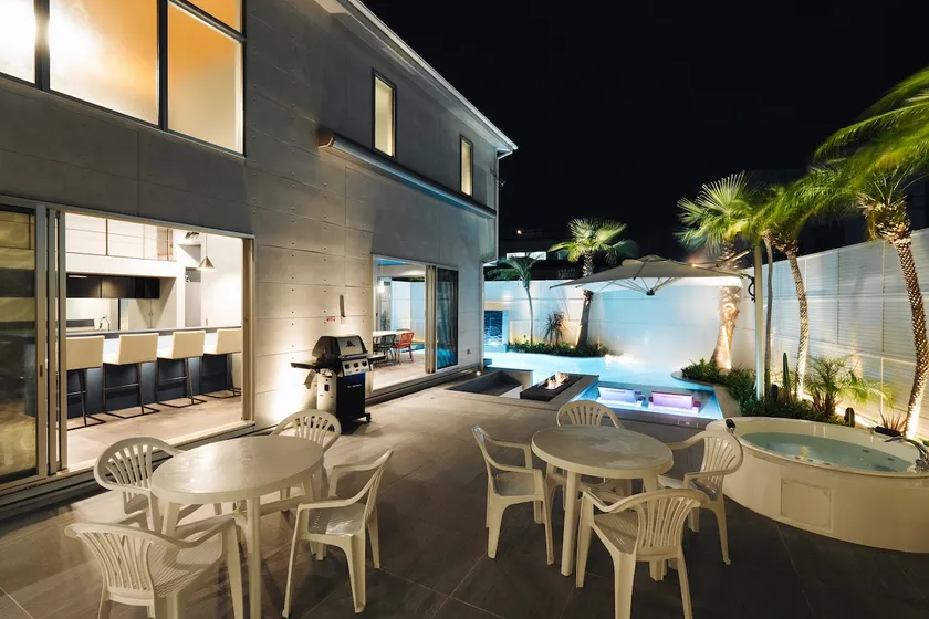 Private Resort w/ Pool, Sauna, Jacuzzi, BBQ | 12 people - Image 1