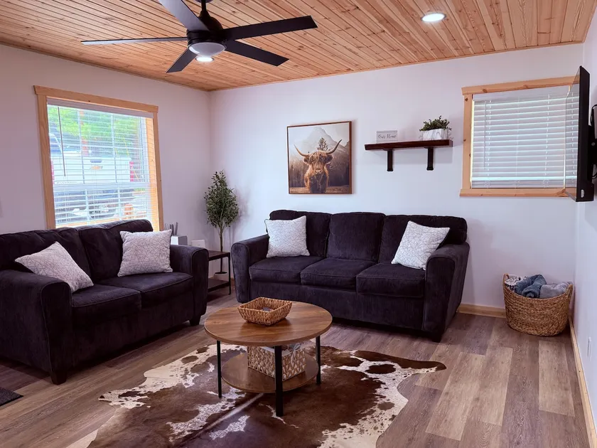 Country cottage - Image 1