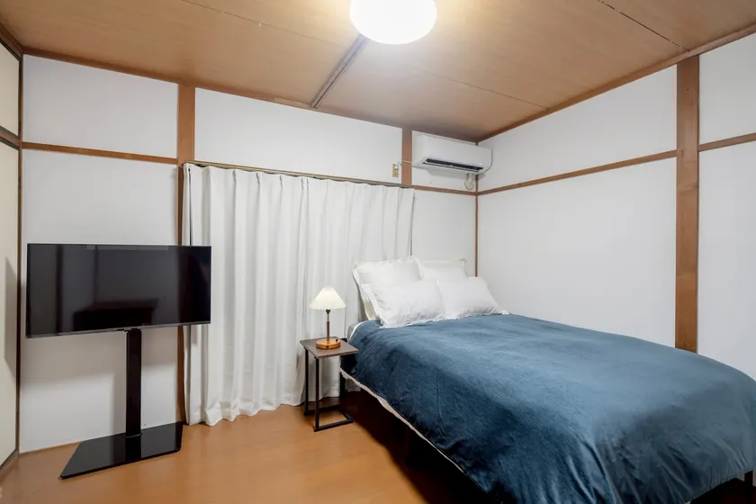 S) Close to Fukuoka Airport, S12) 8-minute walk from Fukuoka Airport / Private room for 4 people / Good access to sightseeing - Image 1