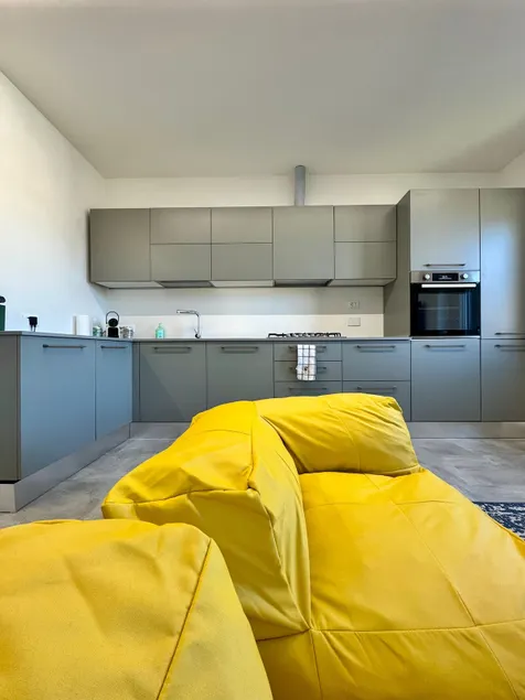 ”useless” apartment, but not too much - Image 1