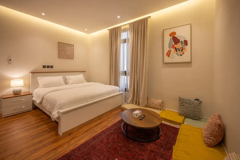 Studio with bedroom, bathroom and self check-in - Image 1
