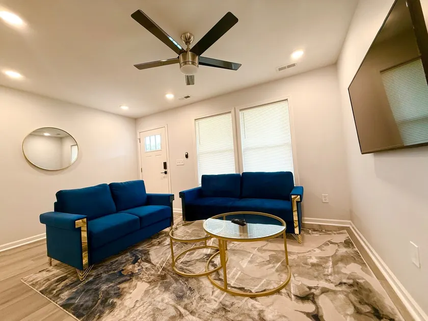 Bright, Cozy & Convenient – Near UAB and Downtown - Image 1