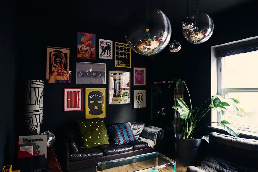 Mid-Century apartment in the heart of Stroud - Image 1