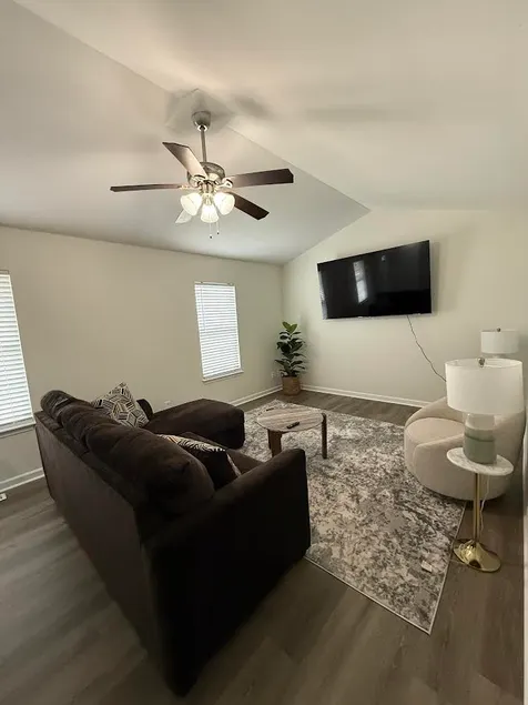Manning Way - Image 1