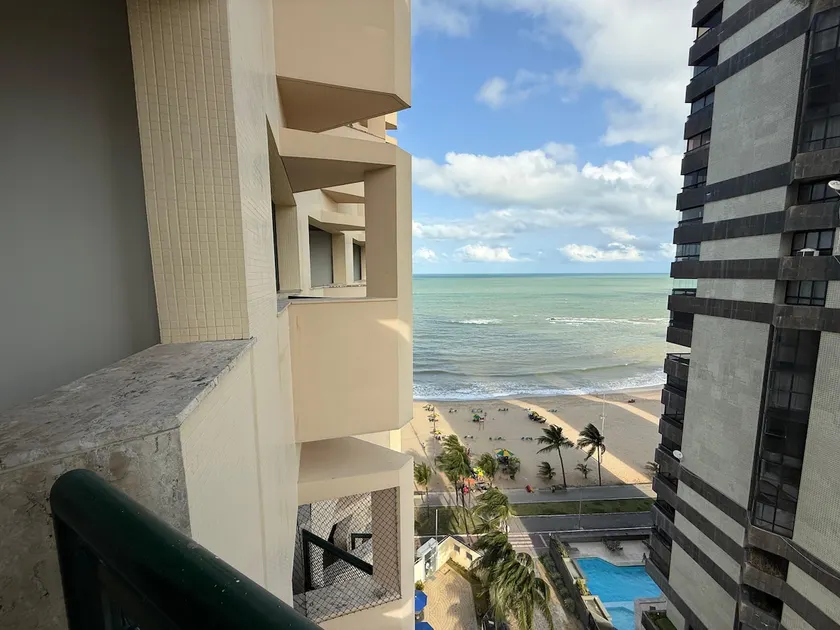 Beautiful triple flat, spacious and economical view - Image 1