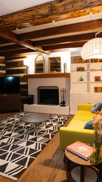 Cozy Music City Cabin Retreat - Image 1