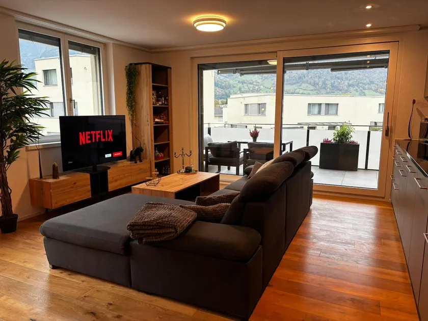 Mountain View Apartment - Image 1