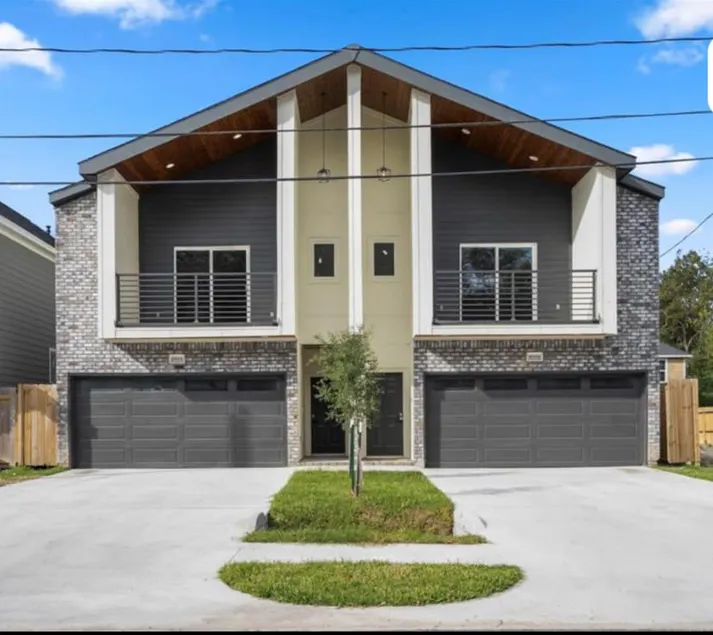 8119 properties - Image 1
