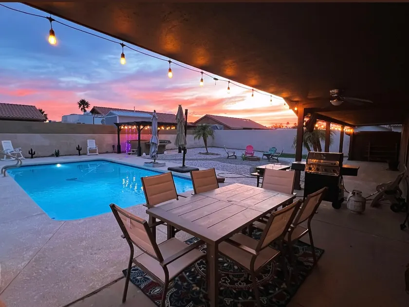 Desert Nights - Image 1
