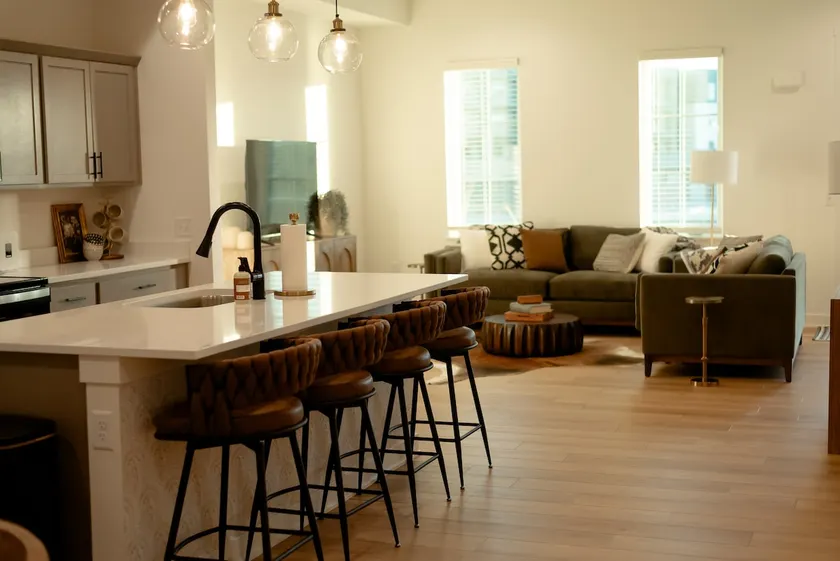 Newly Built Home Located in the Des Moines Metro - Image 1