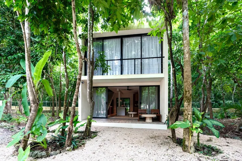 Luxury Jungle Villa • Lagoon Access • Kayaks & SUP - Image 1