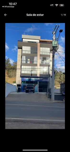Full apartment — 3 bedrooms with elevator and garage - Image 1