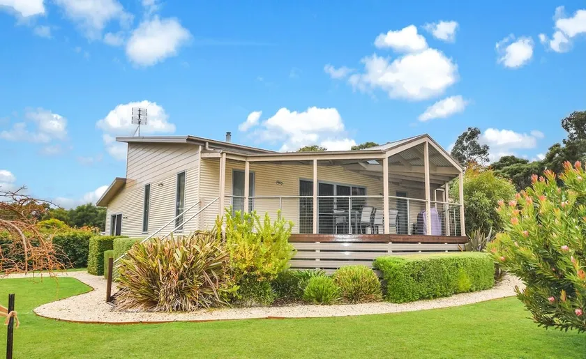 Avue Retreat - Image 1