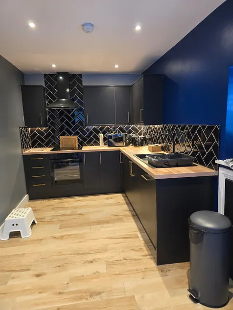 The Tea Room, self contained 2 bed Apartment - Image 1
