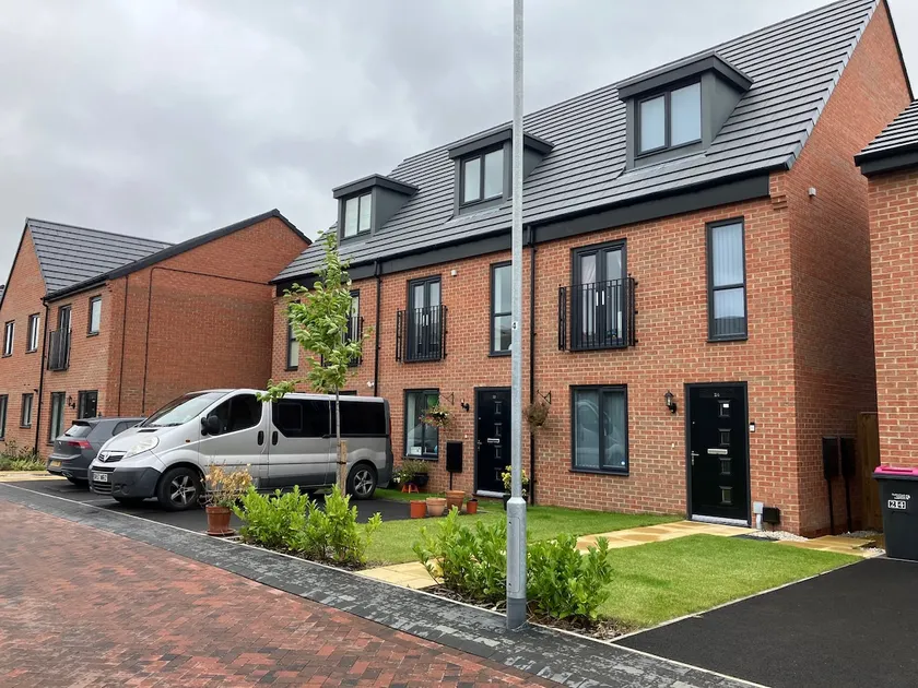 Waverley 3-Bed Springfields House - Image 1
