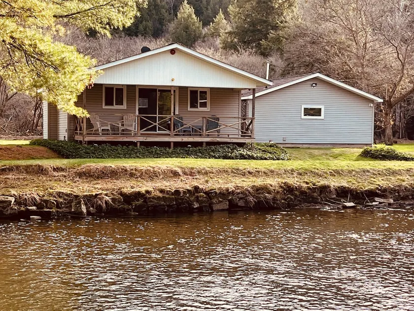 Rocky Bottom Retreat- ANF Creekside Home - Image 1