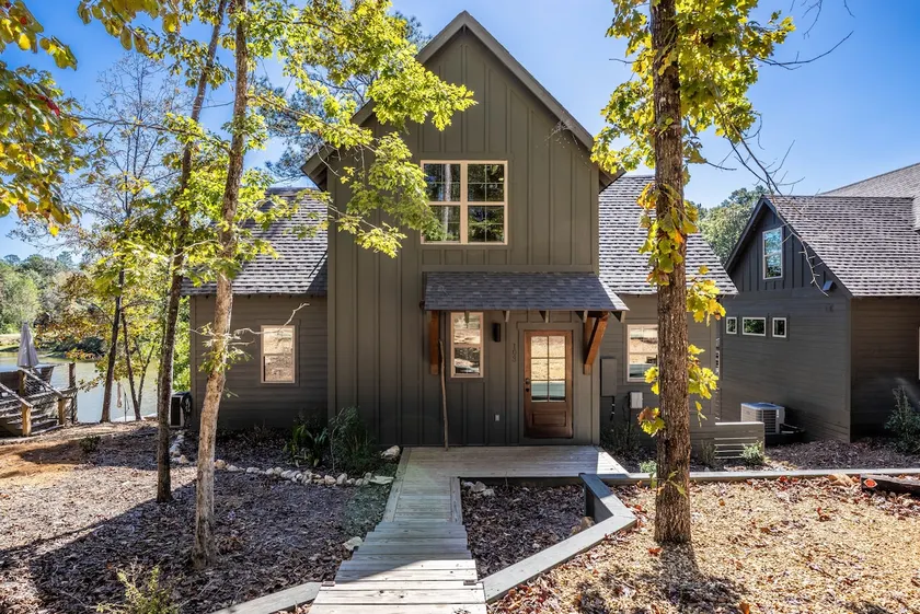 The Night Owl: 3 Bed/3 Bath Home in Eclectic - Image 1
