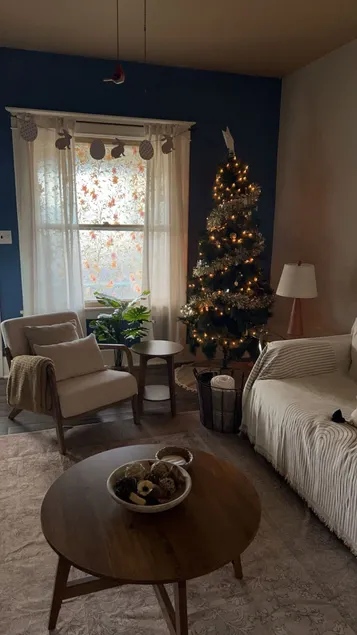 Cozy 2 story retreat near Youngstown| pet friendly - Image 1