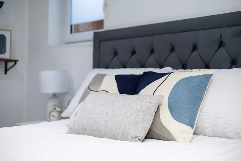 XclusiveFlat Close to City Parking, WiFi & Netflix - Image 1