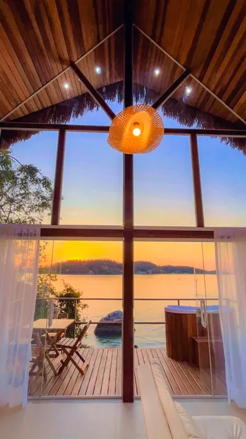 Malui Cabin - Beachfront - Image 1
