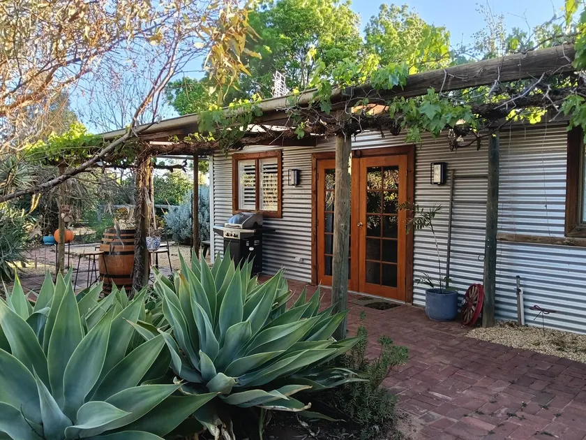 Figbrook Garden Cottage • Relaxed Riverland Stay - Image 1