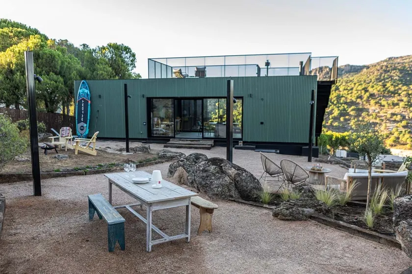 Lakeland House · Design, Nature and Unique Views - Image 1