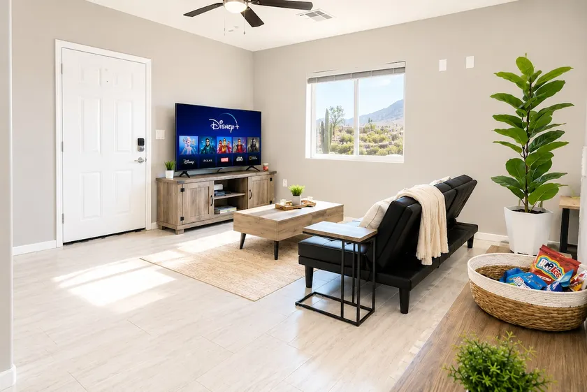 Modern Tucson Home - Image 1