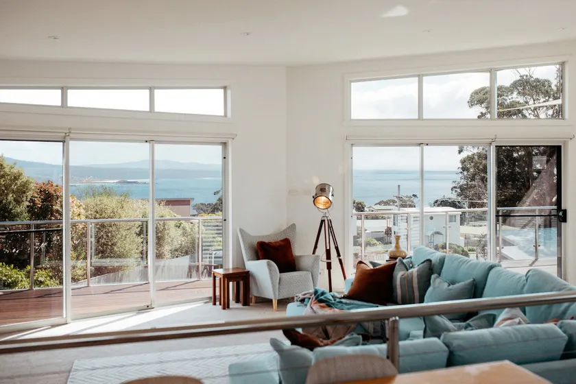 No 9 Bay of Fires - Sweeping Views - Image 1