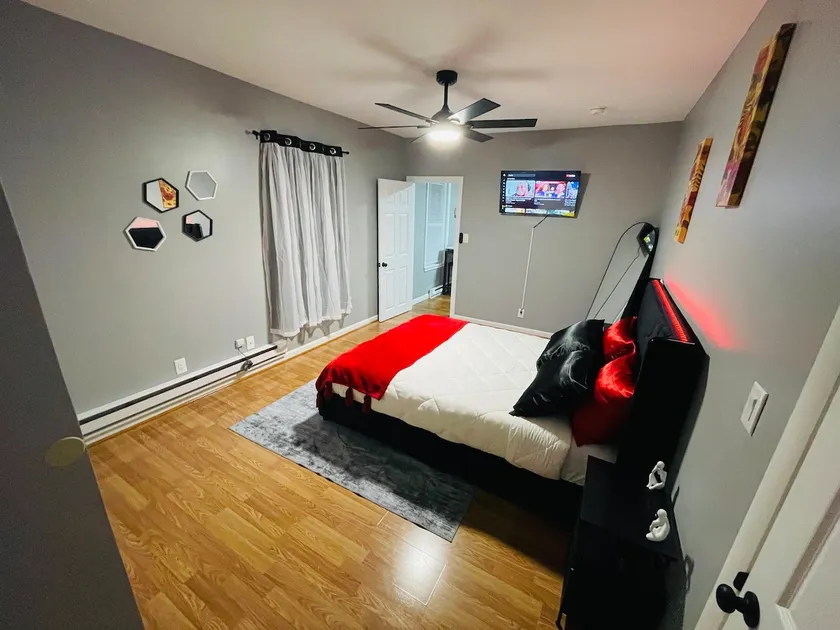 Private Getaway-30 Minutes from Gillette Stadium - Image 1