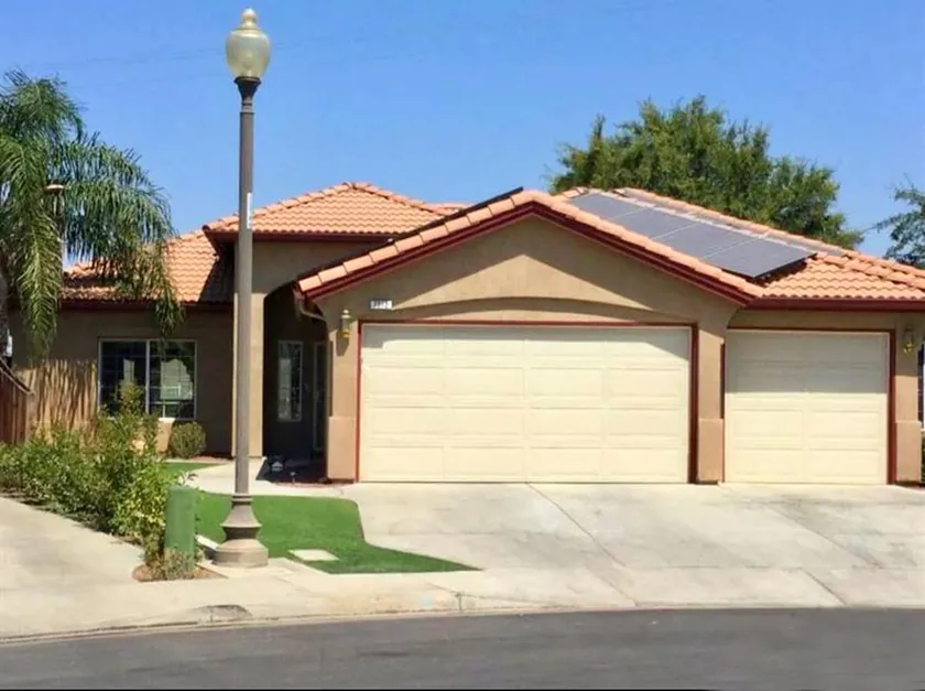 Top Rated Cozy Home + Swimming Pool + Fast WiFi - Image 1