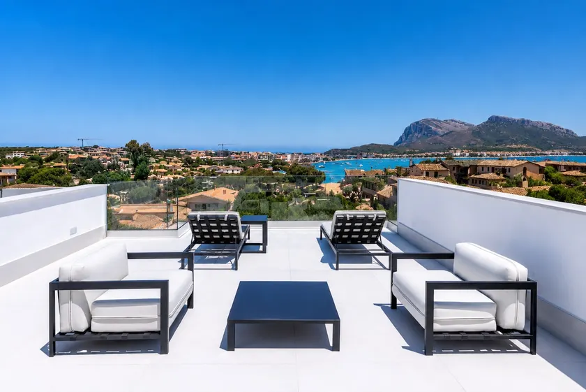 Villa Aramis — lift, 3 en-suites & 200m to beach - Image 1