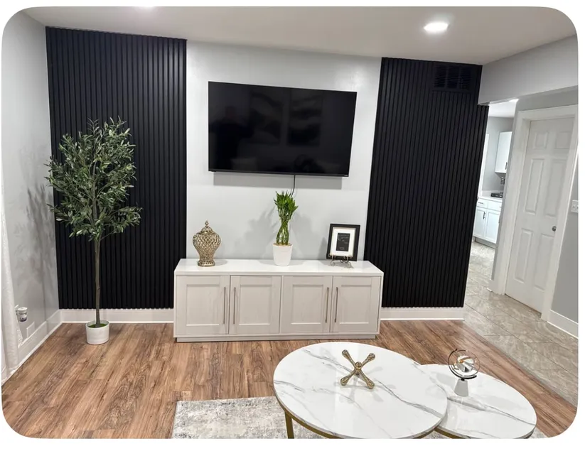 Golden Glow 1 bedroom apartment - Image 1