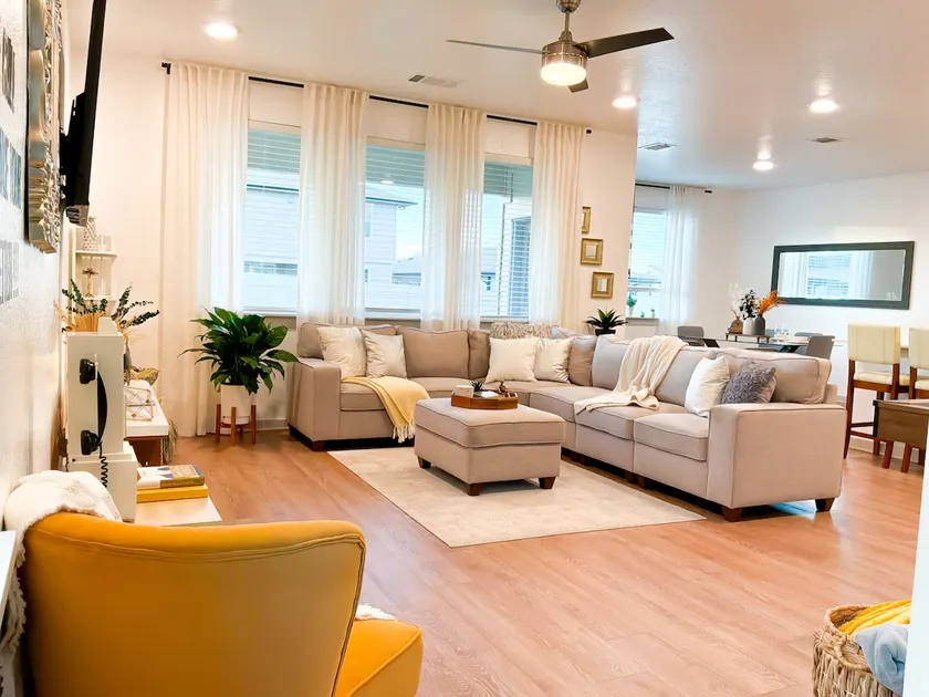 F1 COTA | Family Stay | Fire Pit | River & Outlets - Image 1