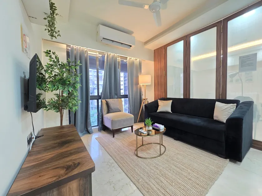 Modern 1 BHK | Pool + Gym | Near BKC - Image 1