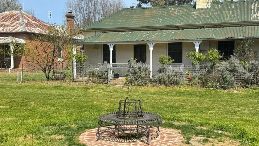 Historic charm meets modern amenities in CBD Yass - Image 1