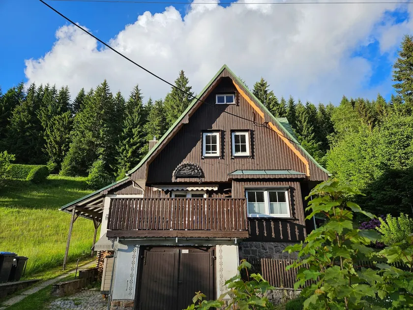Forest house with fireplace & view – on the Panorama Trail - Image 1