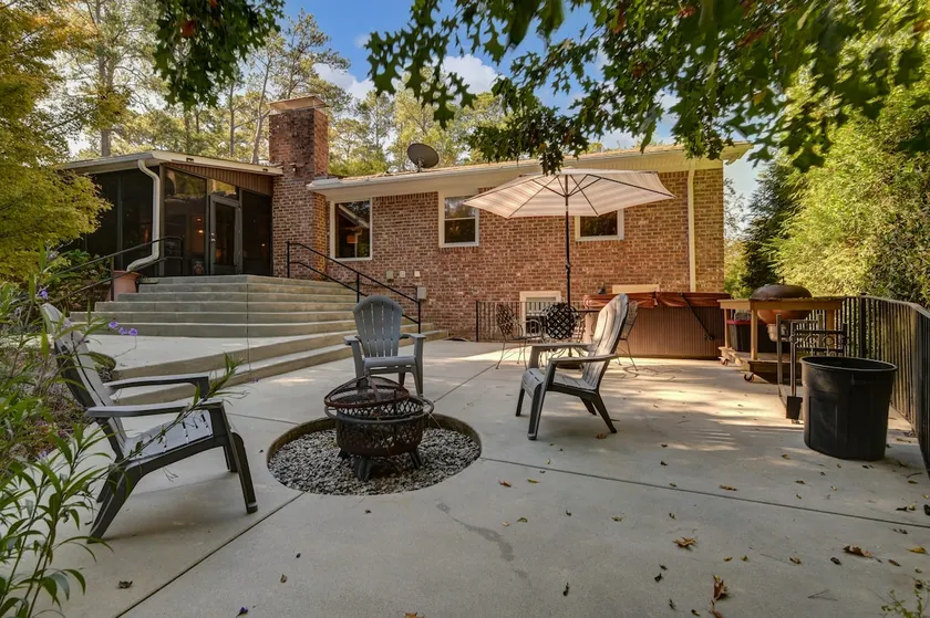 Forest Lake Retreat Ft Jackson - Image 1